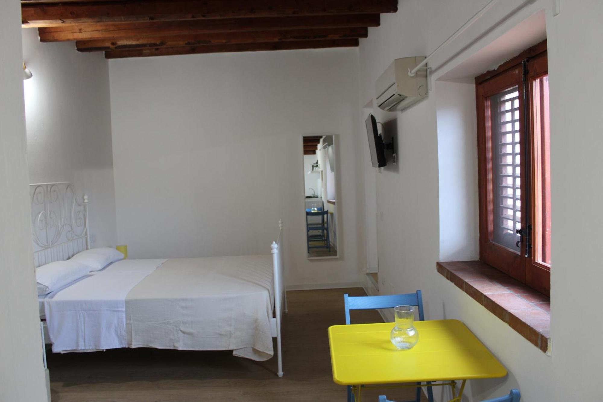 Terrasini 2000 Home Holidays Eksteriør billede