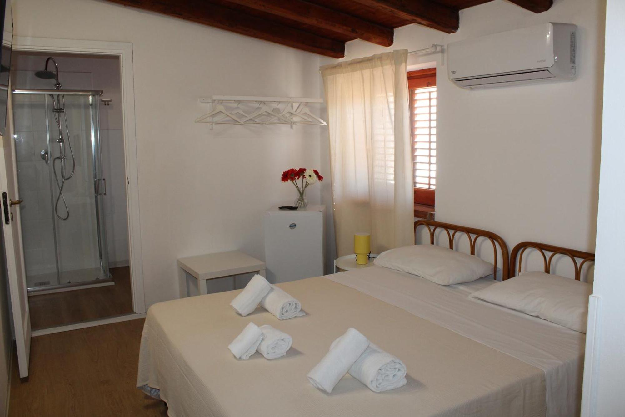 Terrasini 2000 Home Holidays Eksteriør billede