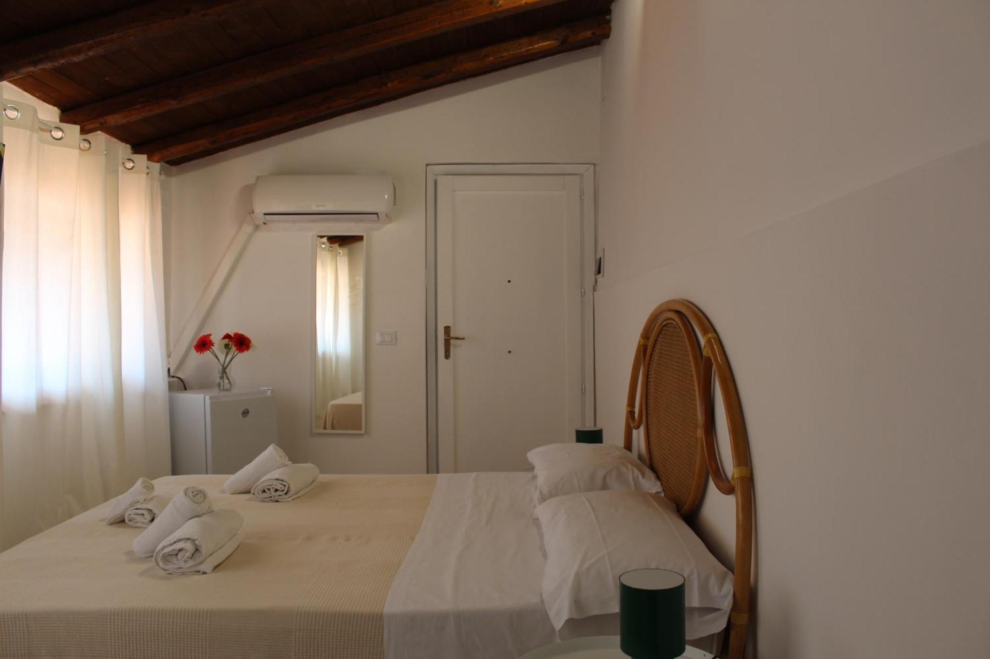 Terrasini 2000 Home Holidays Eksteriør billede